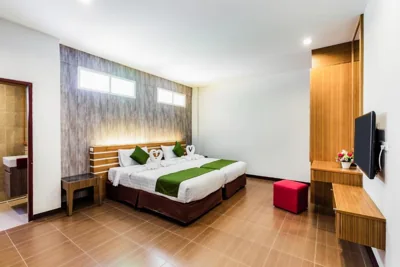 Chambre Triple avec Salle de Bains Privative — Tee Pak Dee Resident Phuket